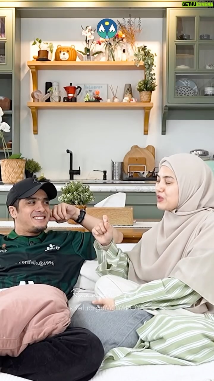 Herfiza Novianti - 36.5K Likes - Punya rumah, ternyata tidak sesimple DP dan bayar cicilan. Banyak perawatan, pertimbangan, dan ruang yang perlu diisi di dalamnya. Semua perlu diskusi dan pertimbangan. Ini cerita dari Rumah ke Rumah.. Bagaimana dengan kalian?

Nonton selengkapnya di YouTube KeluargaMOYAPOYA ya 😁

#RuangTengah #KeluargaMOYAPOYA