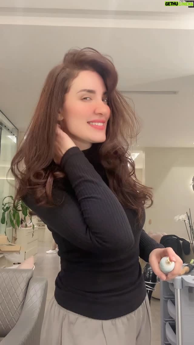 Hiba Al-Durri - 4.2K Likes - المرحله الاولى من التفتيح 🥳 ردينا للبنيات الفاتحه الي ترد الروح

صالوني المفضل @lueur_loungekw