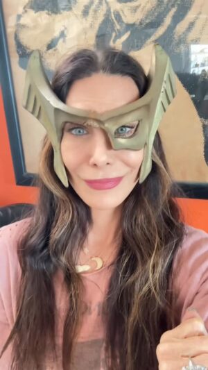 Hilary Shepard Instagram - When anybody says all us #powerranger #villians are all the same! Need I remind you I’m THE ONLY ONE WHO HAS BLOWN UP THE POWER CHAMBER‼️⁉️ ZORDS-GONE‼️POWERS-GONE‼️BASE -GONE‼️MENTORS-GONE‼️#RESPECT #divatox #powerrangers #spacepirate #evilqueen #rehag #ritarepulsa #lisabarlow #therealhousewivesofsaltlakecity