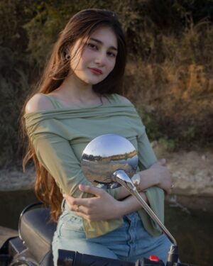 Himani Rawat Instagram - Infinite thrills📈
.
.
.
.
.
.
.
.
.
.
.
.
.
.
#hiimanirawat #wmk #photooftheday #photogram #instagram #instafashion #fashion #ootd #outfit #outfitideas #outfitpost #outfitinspo #bike #bikeporn #bikelovers #royalenfield #bullet #rideout #rides #nomakuep #nature #explore #fyp #beauty #makeupartist #makeup #delhiuniversity #delhi #gurgoan