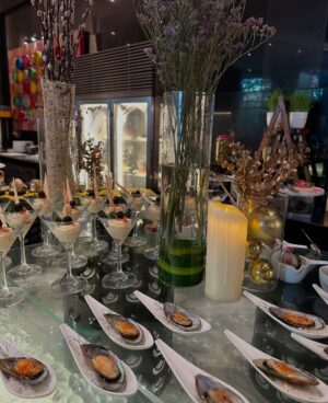 Himani Sahani Instagram - Christmas brunch @sofitelmumbaibkc
#christmas