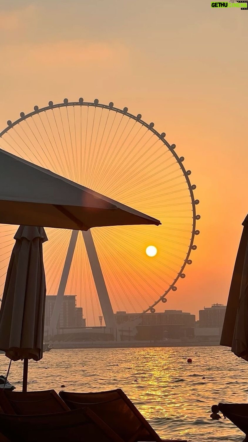 Himani Sahani - 4.1K Likes - In one of my favourite city 🌃

#uae #dubai #bling #travelwithhimani #travel #reel