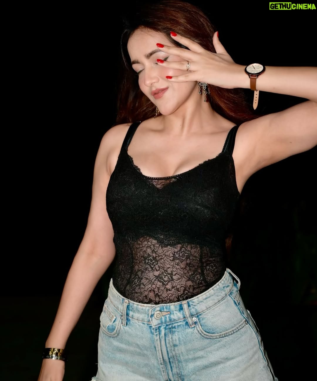 Himani Sharma - 5.2K Likes - Camera loves my chaos… 🖤 🖤 
..
..
..
..
..
📸 @ronakdave_ 
..
..
..
#himanisharma #gemini