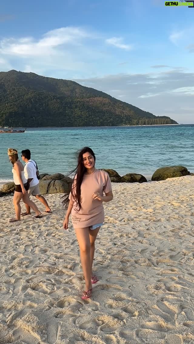 Himanshi Tekwani - 23.8K Likes - 