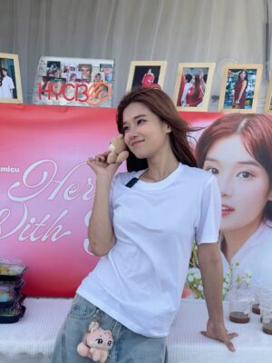 Hoàng Yến Chibi Instagram - Cảm ơn các tình iu to bự của tui ❤️🥰