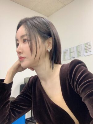 Hwang Woo-seul-hye Instagram - 고맙습니다 🙏😍