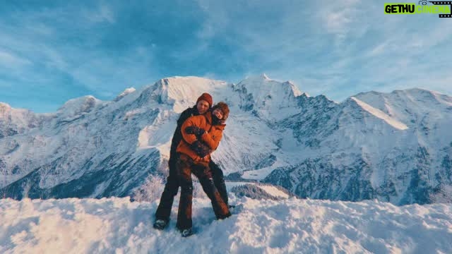 Ieva Florence-Vīksne - 3.5K Likes - Atstāšu šo šeit ❤️

#Love #Snowboard #Chamonix #montblanc