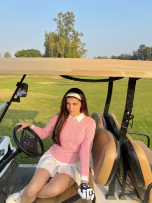 Ilisha Singh Kaurav Instagram - winter sun is my therapy⋆｡˚☀︎｡