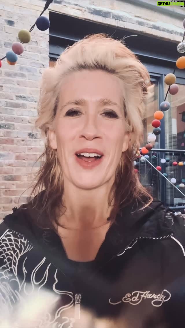 Imogen Heap - 4.9K Likes - Recently, I got lots of notifications from fans that my debut record #iMegaphone (released 1998) had mysteriously disappeared from streaming services. So, with a bit of investigation, we’ve come to find out, it fell through the cracks so I wondered if I could put it back up myself, and we have! Well, at least in some territories. Pretty amazing turn of events.

I wrote and produced these songs between age 15-19 years old and while some of the songs are embarrassingly hard for me to listen back to now, I hope you enjoy listening to it again if you’ve been missing it, or enjoy listening for the first time maybe? 

Thanks to all the Heapsters for making me aware it was missing form the DSPs or I may not have noticed and wouldn’t have been able to get them back! ♥️ 

I got all my licenses back from Speak for yourself onwards this January from Sony and now this! Nice way to wrap up the year! :)

#imogenheap