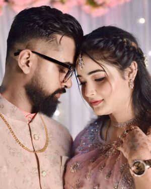 Indrani Das Instagram - ❤️❤️❤️
#engagement #ringceremony💍❤️ #couplegoals #love #he #officialmarried💍