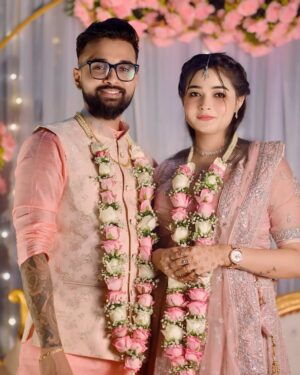 Indrani Das Instagram - ❤️❤️❤️
#engagement #ringceremony💍❤️ #couplegoals #love #he #officialmarried💍