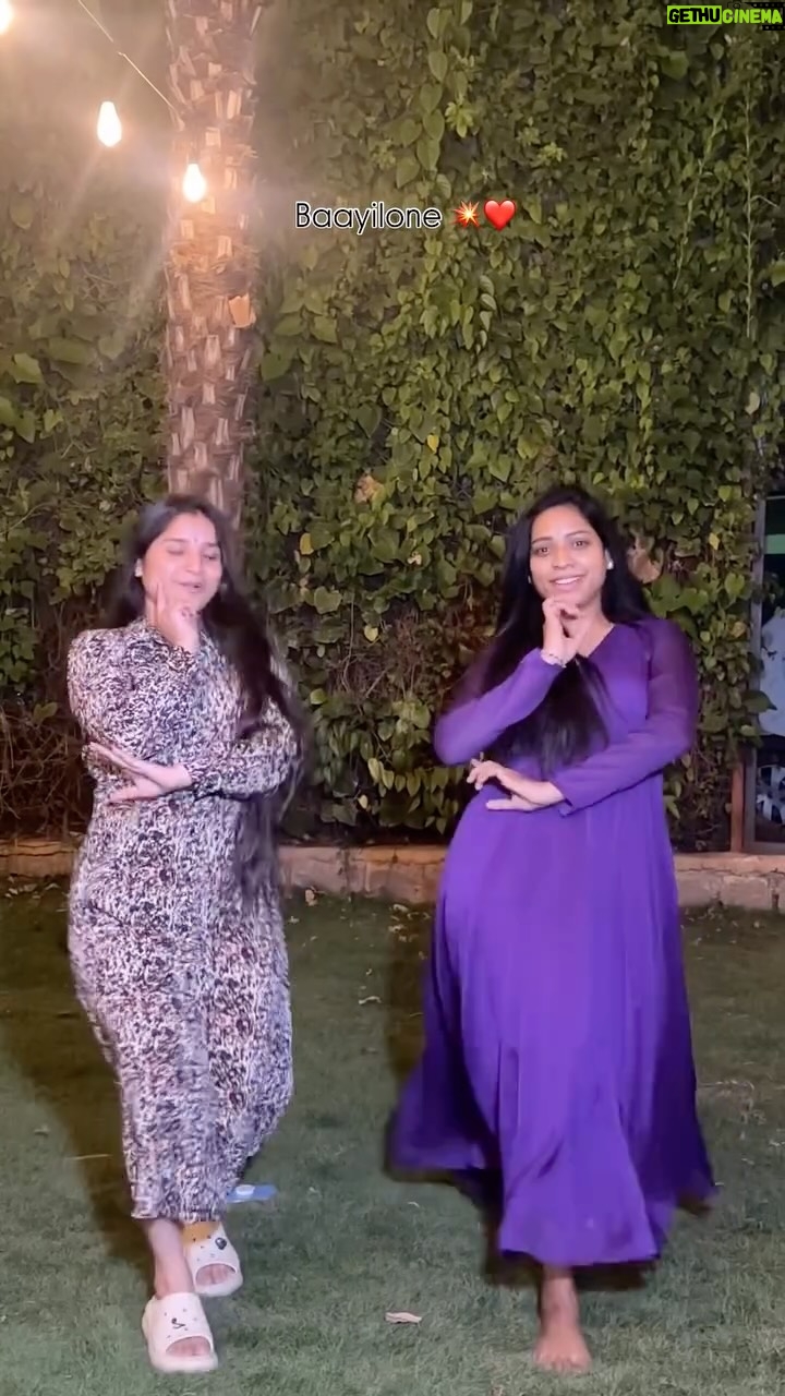 Indravathi Chauhan - 55.2K Likes - Baayilone ❤️💥with 🧸 teddypillaaaa @indravathi__chauhan

#singermounikayadav #indravathichouhan
#instareels #baayilone