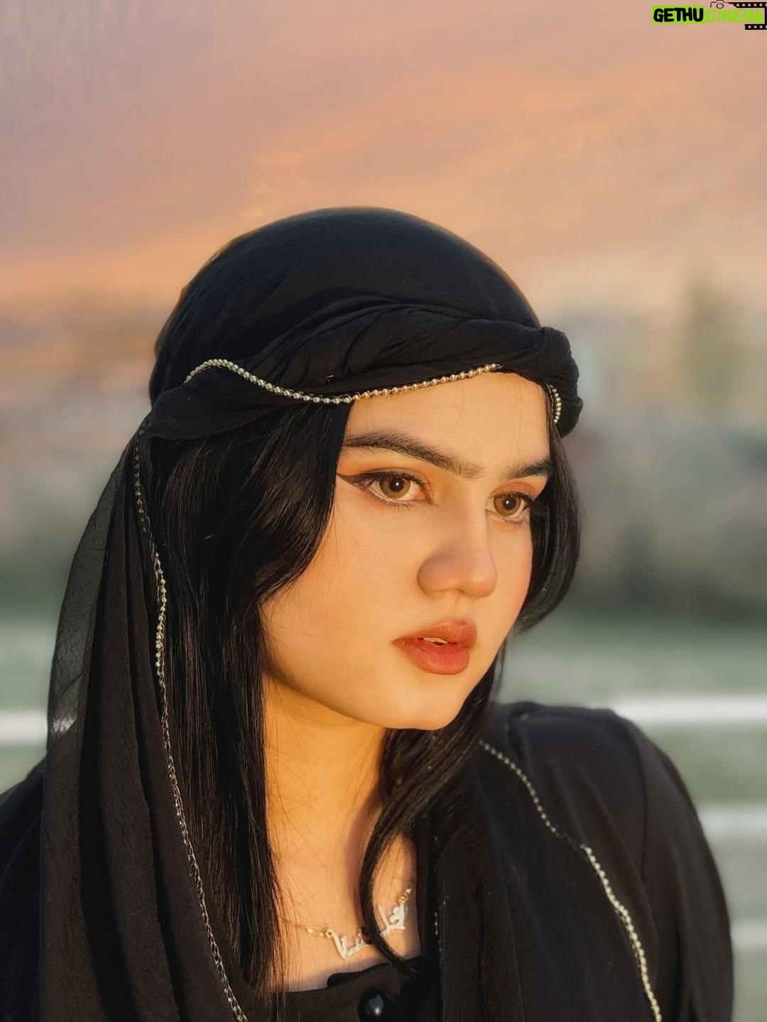 Insha Warsi - 51.4K Likes - 🖤🦅🌇
.
.
.
.
.
.
.
#insha #inshawarsi #inshalinas #instamood #inspiration #instagram #instago #ootd #arabic #trend #trending #influencer #explorepage✨