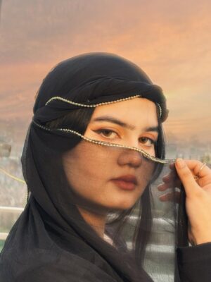 Insha Warsi Instagram - 🖤🦅🌇
.
.
.
.
.
.
.
#insha #inshawarsi #inshalinas #instamood #inspiration #instagram #instago #ootd #arabic #trend #trending #influencer #explorepage✨