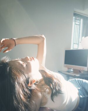 Isabella Chan Instagram - 事隔2年終於又鎖左條匙獨留在家，謝謝 @kaaying219 收留 

P.s 準備回家靜候業主營救 🈶✌🏻👼🏻