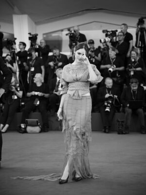 Isabelle Drummond Instagram - frankestein, Guillermo Del Toro
venice, 2025

@camparibrasil