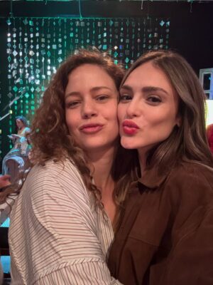 Isabelle Drummond Instagram - meu mundo se tornou um misto de bota, pamonha, sertanejo e muita alegria que tem nesta terra. Alguma sugestão do que fazer e conhecer aqui em Goiânia?
