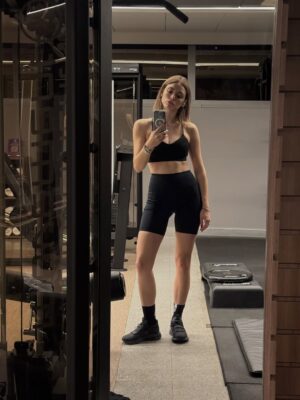 Isabelle Drummond Instagram - meu mundo se tornou um misto de bota, pamonha, sertanejo e muita alegria que tem nesta terra. Alguma sugestão do que fazer e conhecer aqui em Goiânia?