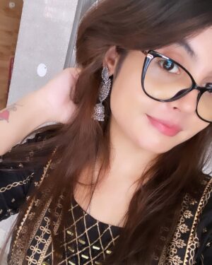 Ishika Choudhary Instagram - Hi🙋🏻♀️
.
.
.
#instagram #instagood #insta #instadaily #instalike #instaphoto