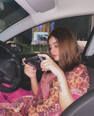 Ishika Choudhary Instagram - 1v1 Hojayeee? 🫢
#GalaxyS25Ultra
#GalaxyS25
#GalaxyAI
#PlayGalaxy
#Samsung
@samsungindia
.
#fyp #trending #explore #viral