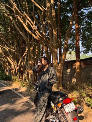 Ishika bisht Instagram - 🥀♣️🖤
#picoftheday #fyp #explore