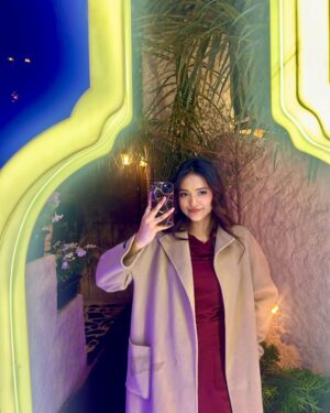 Ishika bisht Instagram - 💅me time