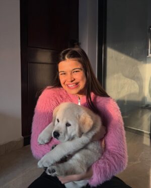 Ishita Instagram - Everyone, meet Flurry 🤍 the newest (and cutest) member of my life.