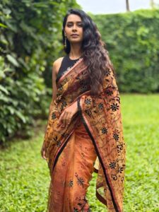 Actress Ishita Varsha HD Photos and Wallpapers October 2025