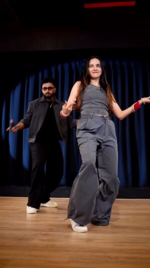 Ishpreet Dang Instagram - One of the finest choreography @tejasdhoke11