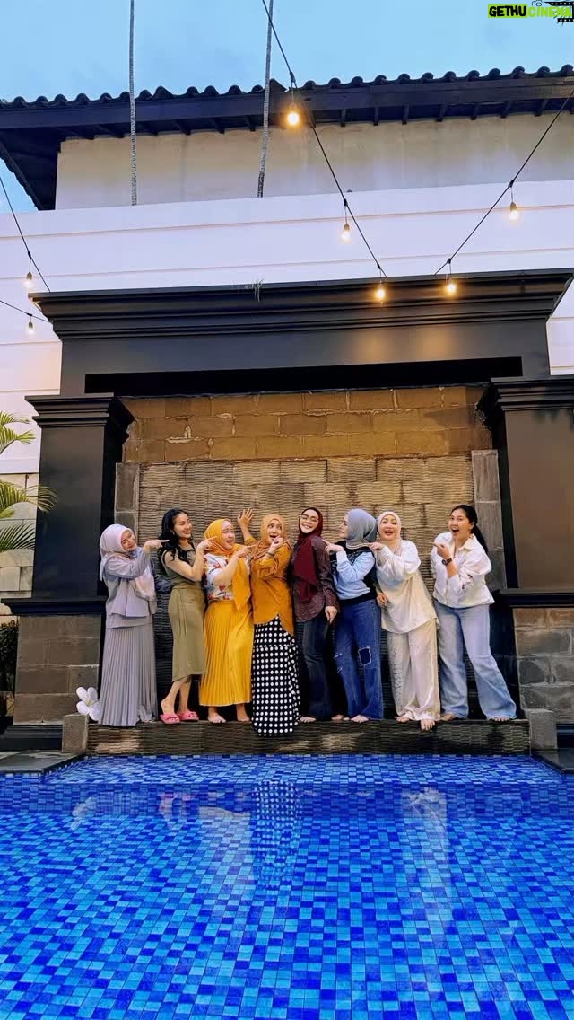 Iyeth Bustami - 607 Likes - d'Duta 💖