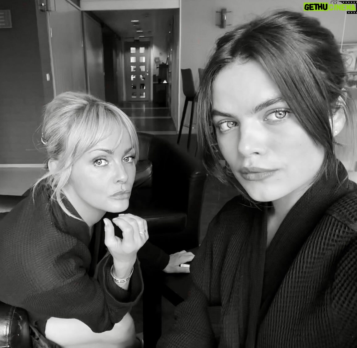 Izabella Scorupco - 7.4K Likes - Lollo, we need to talk… 
#barracudaqueens