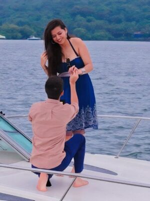 Jagriti Pahwa Instagram - From content collabs to lifetime collab 🥹❤️ Jaggu Pahwa is officially mine 💍 🧿
.
.
.
.
.
#proposal #dreamproposal #jagritipahwa #techiela #lifetimecollab