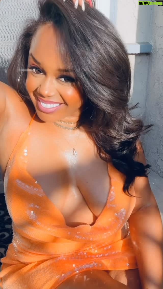 Jaimee Foxworth - 4.2K Likes - 46. 🥂