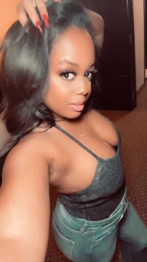 Jaimee Foxworth Instagram - 👖🫶🏾