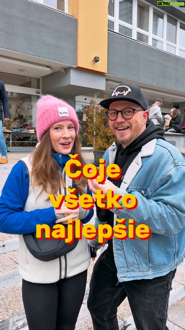 Jana Kovalčiková - 10.3K Likes - ČO BOL TVOJ NAJDIVNEJŠÍ ZÁŽITOK S JEDLOM?🫣
@j.kovalcikova ho má dosť podobný ako @lena.libjakova, ktorú ste v tejto ankete videli naposledy.😀 A ešte aj otázky “kam na rande” poňali úplne rovnako, ako by som odpovedal ja. Enjoy!🧡

Aha a ešte toto: Či už je podľa teba “najlepšia herečka alebo herec v Bratislave” Janka, Anna Magdaléna, Lenka, Zuza, Daniel, Roman, Táňa, Milan či Martin, teraz je ten čas, kedy treba stáť za nimi proti Martinám a Zuzanám, ktoré dostali mandát od ľudí, ktorým je kultúra ukradnutá, aby ju ukradli tým, ktorým ukradnutá ešte nie je.🧡 Postav sa za @otvorena_kultura, krajina sa ti raz poďakuje.

Spomenuté podniky:
@wild_kitchen_modra 
@ukocmundu 
@bistrosuvlaki 
@don.quijote_ba 
@restauracia_jasmin 
@mezcalli.restaurant 
@bohemaofficial 

Iba tá Fatra v tom je spolupráca☝️