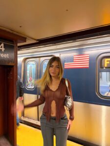 Actress Jane Aubrun Mautin HD Photos and Wallpapers December 2025
