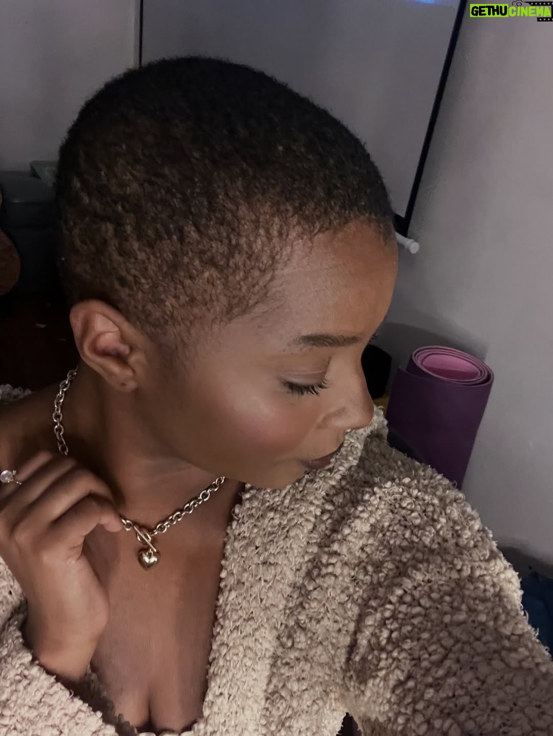 Ja'ness Tate - 94 Likes - 2025 thanks for all the lessons and fun.😇

2025,recap,year recap, last year, lesson,dear 2025, thankful, grateful, happy new year, Happy 2026, love, friends,vibes, city girls ,girlfriends,girls, excitement,relationships,growth,cheers ,celebration,nightlife,black girls, black women, 2025 wrap