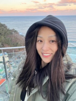 Jang Shin-young Instagram - 😘