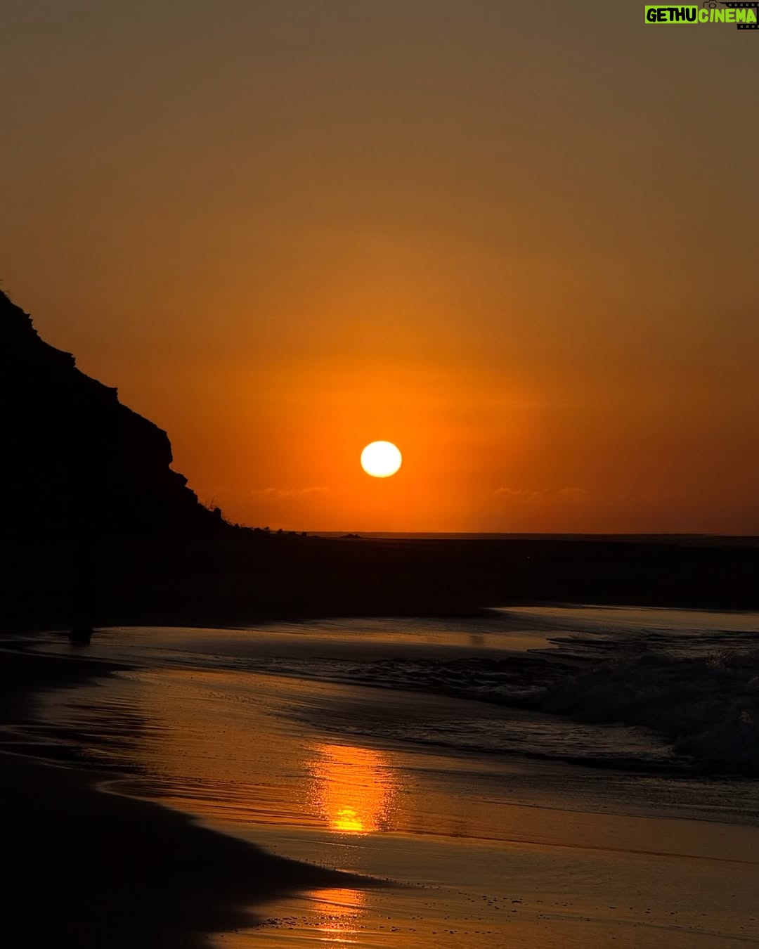Janick Maceta - 67.9K Likes - Por más sonrisas y atardeceres bonitos este año ⪩. .⪨✧.*♡⋅‧₊˚ ⋅⏾ ◡̈