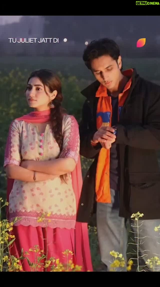 Jasmeet Kaur - 65.8K Likes - Thodi si takraar aur meethi si muskaan, yahi toh hai Heer aur Nawab ki pehchaan! 😍💕

Dekhiye #TuJulietJattDi, har roz shaam 7 baje, sirf #Colors aur @jiohotstar par. 
 
@syedsahabb @jasmeet_kaur09