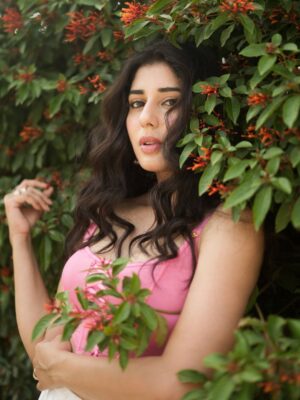 Jasmin Bajwa Instagram - Where they were fragments, I am wholeness.
Where they were noise, I am home.
You donāt need to look back to measure love,
because everything you searched forā
now stands in front of you, complete.šøšššš·š§āāļø