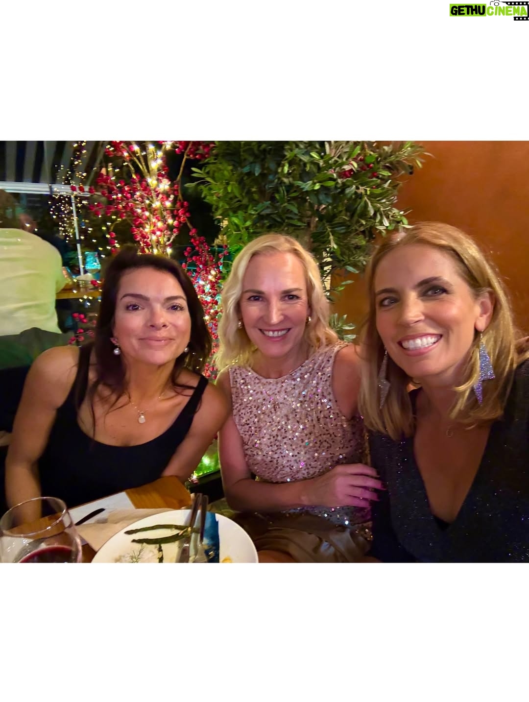 Jasmine Harman - 17.6K Likes - December so far ✨🎄

It’s always a really manic month. We’ve had our Zumba Christmas Party with the girls 🥰 We’ve had family gatherings! Loads of filming for a new show 🎥 And…I still haven’t done my Christmas shopping! 🙈😂

How are you all getting on with it? All done or last minute like me? 😳🎁

Anyway not to worry! Hopefully Santa will help me out! 🎅🏼 Almost time for the “out of office” to come on! 🥰🥂✨ 

#ChristmasParty #December #Santa #Zumba #Filming #elf #OOO