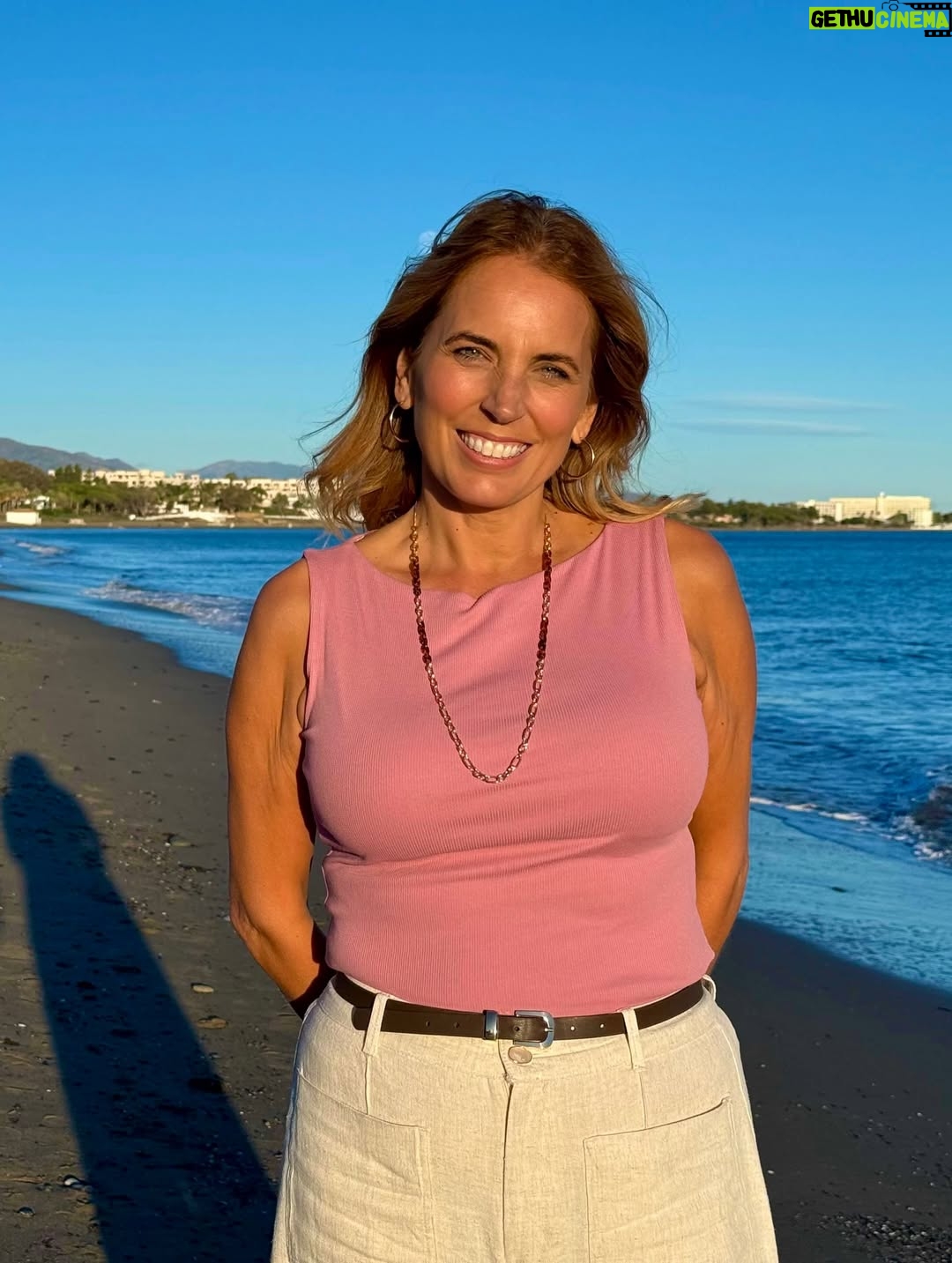 Jasmine Harman - 17.6K Likes - December so far ✨🎄

It’s always a really manic month. We’ve had our Zumba Christmas Party with the girls 🥰 We’ve had family gatherings! Loads of filming for a new show 🎥 And…I still haven’t done my Christmas shopping! 🙈😂

How are you all getting on with it? All done or last minute like me? 😳🎁

Anyway not to worry! Hopefully Santa will help me out! 🎅🏼 Almost time for the “out of office” to come on! 🥰🥂✨ 

#ChristmasParty #December #Santa #Zumba #Filming #elf #OOO