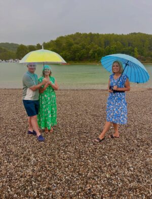 Jasmine Harman Instagram - I’ve got a @channel4 treble this week! 🩷🥰 3 classic episodes of @aplaceinthesunofficial Monday, Wednesday & Friday! 🎉

Monday: Angie & Alan 📍Orihuela Costa 💰 60k

Wednesday: Bev & Errol 📍Mar Menor 💰 65k

Friday: Jill & Ronnie 📍Languedoc-Roussillon 💰 250k 

Let me know what you thought of all these options! 🥰

#aplaceinthesun #repeat #channel4 #househunting #newhome #spain #france @freeform_productions
