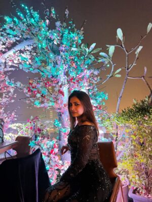 Jasmine Roy Instagram - Cheers to 2026!! ✨♥️
#2026
#grateful
#thankyougodforeverything