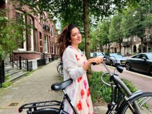 Jasmine Sandlas Instagram - Went to Amsterdam. Brought back core memories.