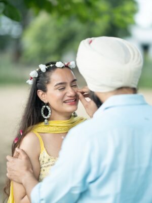 Jaspreet Dyora Instagram - And the Sun said YES to the Moon ☀️🌙💍
@jaspreetkaurdyora x @karangalhotraaa - a forever collab signed by Universe 💕
