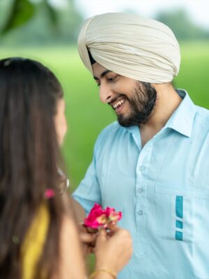 Jaspreet Dyora Instagram - And the Sun said YES to the Moon ☀️🌙💍
@jaspreetkaurdyora x @karangalhotraaa - a forever collab signed by Universe 💕