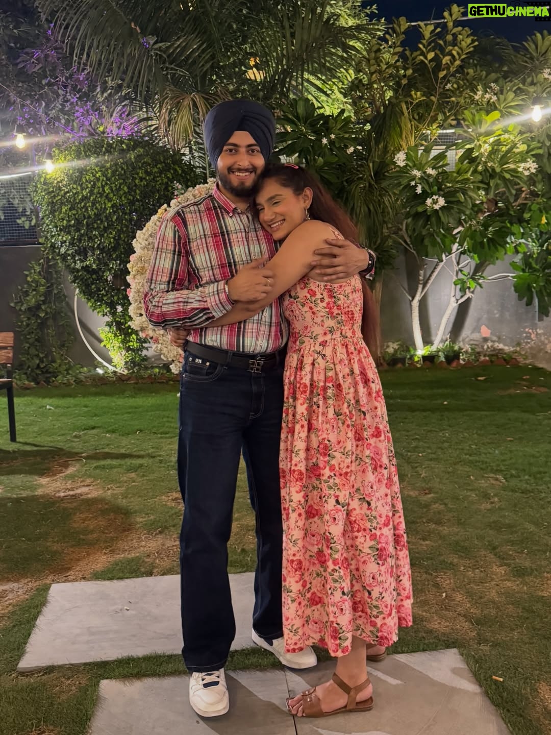 Jaspreet Dyora - 50.7K Likes - Happy Birthday Karan 🎂❤️🌹🧿

I have a lot to say, but all I want to say is...
I have never met or seen a soul like you before
You are pure, innocent & a blessing meant only for me✨
I promise to protect your energy till my last breath. 
May Baba Ji always bless us
with happiness, abundance, and success🙏🏻
Can't wait anymore to start my new journey with you🧿

- Tuhadi Preeti 🫰🏻