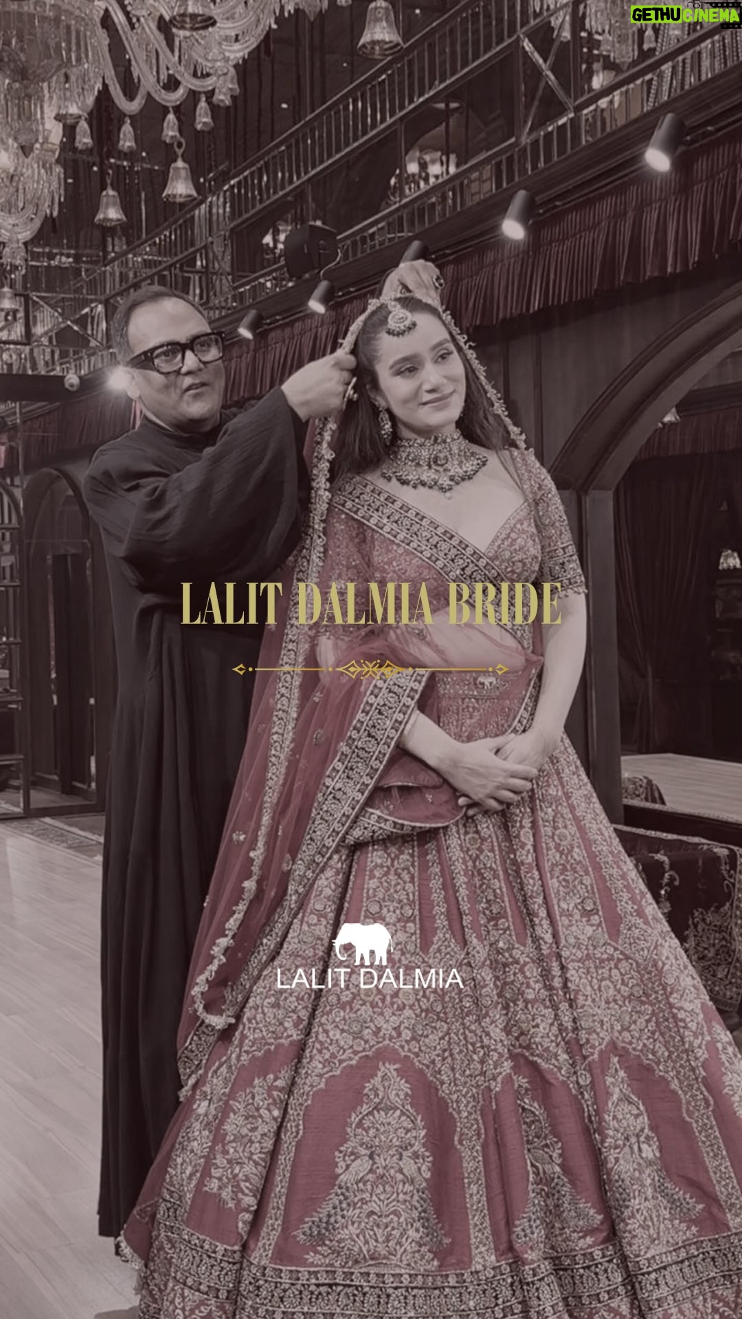 Jaspreet Dyora - 191.7K Likes - Dyora bangyi Lalit Dalmia di Bride oyeeeee ❤️🫰🏻🥰